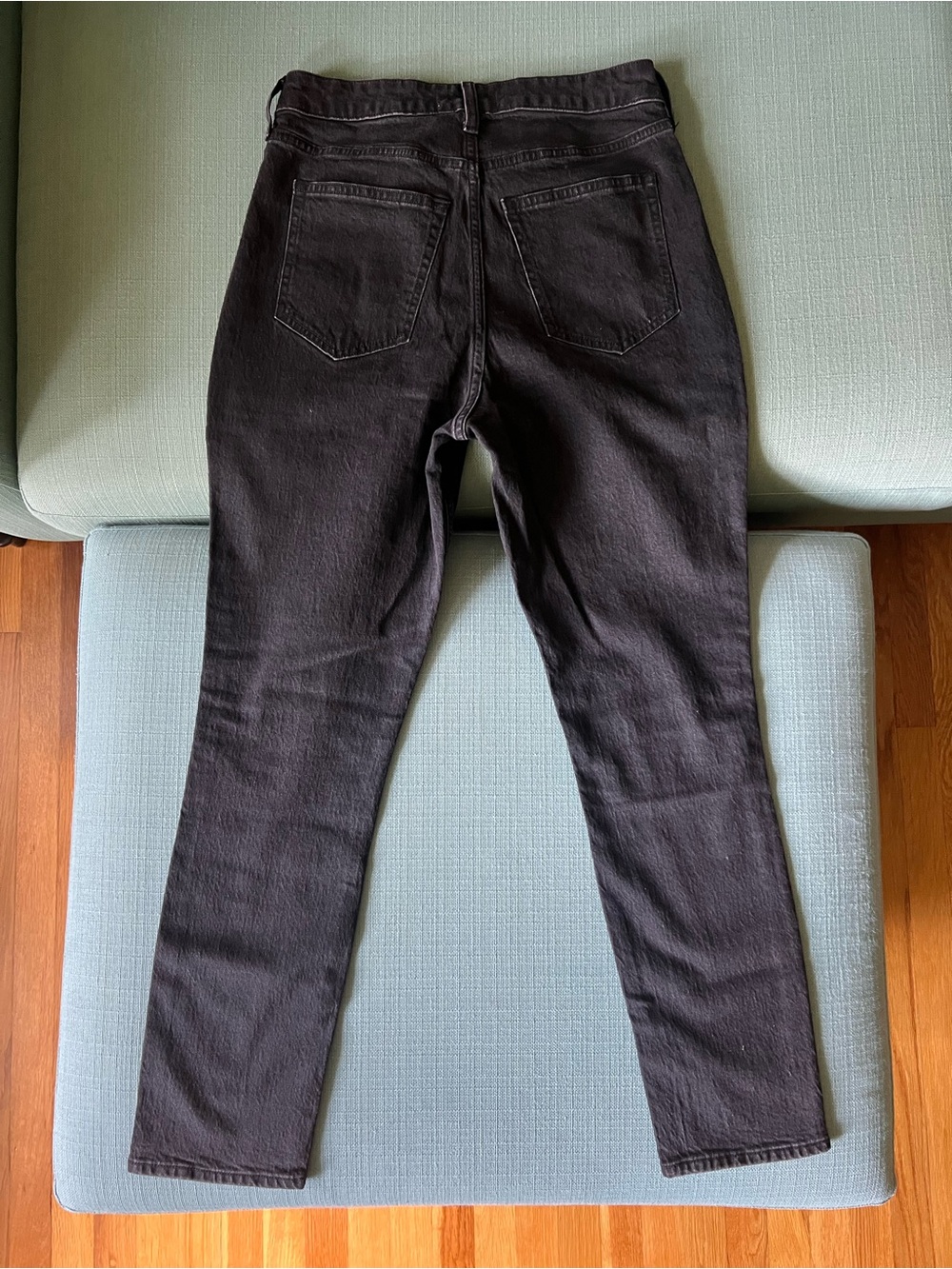 Abercrombie & Fitch Black High-Rise Straight-Leg Jeans - Picture 3 of 4